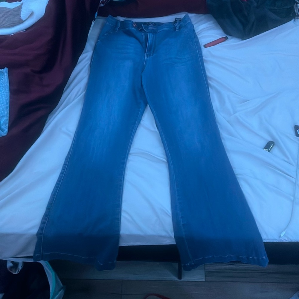 Straight leg Jeans